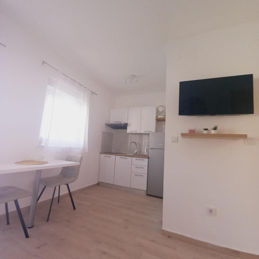 Apartments M & L Murter Extérieur photo